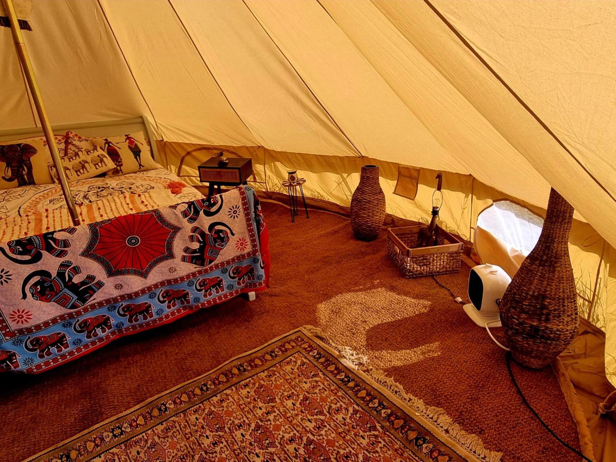 Secret Garden Glamping African Themed Tent Newark upon Trent Exteriér fotografie